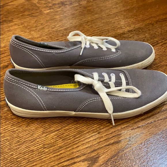 Keds women’s sneakers - Picture 3 of 3